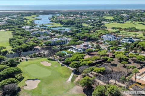 Terrain à Almancil, Portugal No. 313493