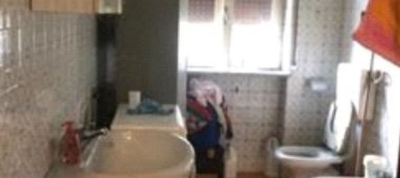 Квартира с 2 комнатами в Горла Маджоре, Италия № 198970 4