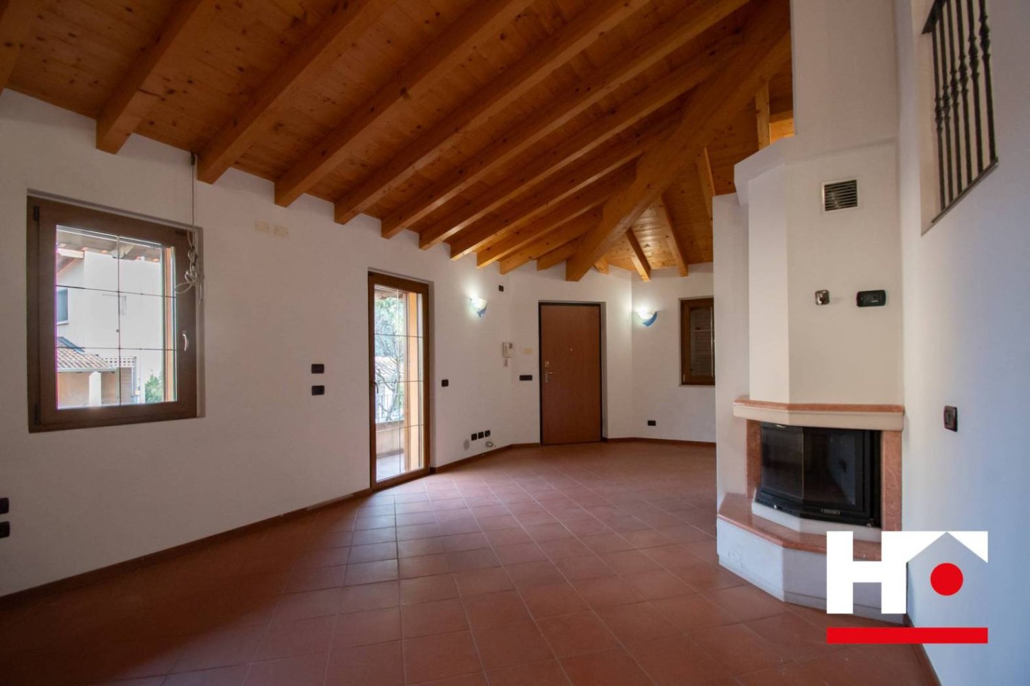 3 غرف نوم فيلا في Dello, Italy رقم 16212