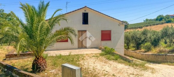 6 bedrooms House in Bucchianico, Italy No. 37412 25