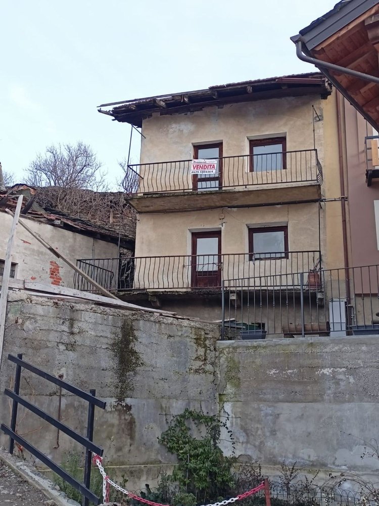 3-salle Maison à Chambave, Italy No. 156387