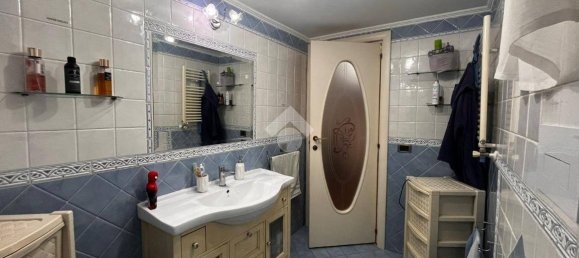 1 bedroom Apartment in Naples, Italy No. 32870 14