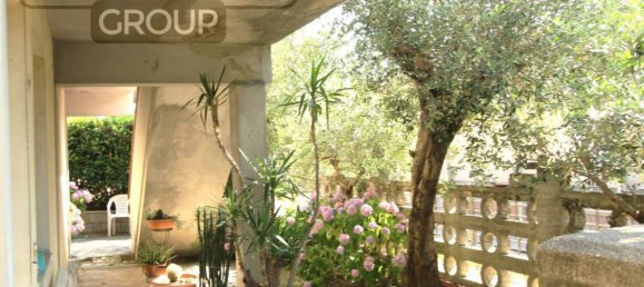 5 rooms Villa in Altopascio, Italy No. 374510 3