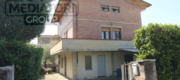 5 rooms Villa in Altopascio, Italy No. 374510 22