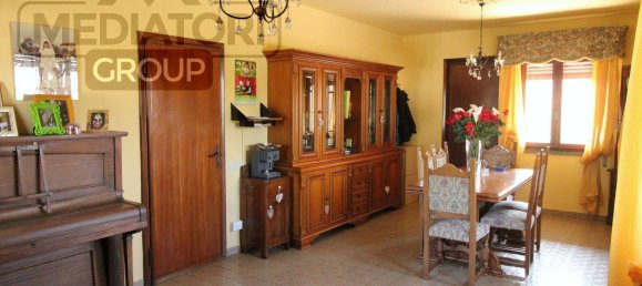 5 rooms Villa in Altopascio, Italy No. 374510 11
