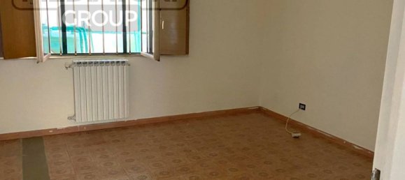 5 rooms Villa in Altopascio, Italy No. 374510 2