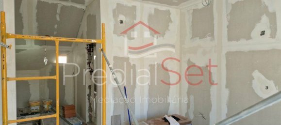 3 bedrooms Duplex in Costa da Caparica, Portugal No. 30487 34