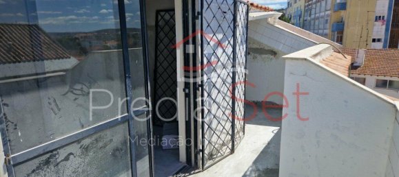 3 bedrooms Duplex in Costa da Caparica, Portugal No. 30487 41