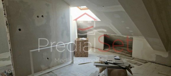 3 bedrooms Duplex in Costa da Caparica, Portugal No. 30487 27