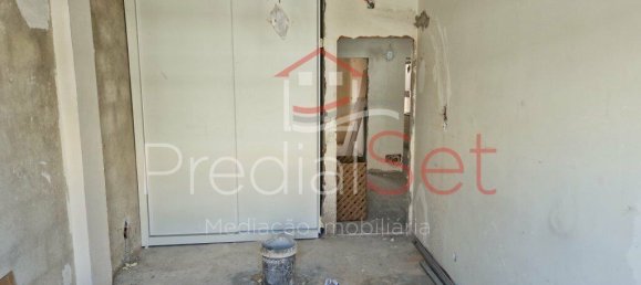 3 bedrooms Duplex in Costa da Caparica, Portugal No. 30487 9