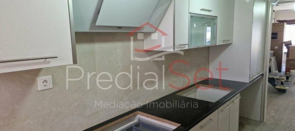 3 bedrooms Duplex in Costa da Caparica, Portugal No. 30487 20