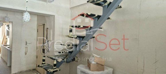 3 bedrooms Duplex in Costa da Caparica, Portugal No. 30487 7