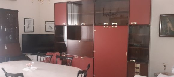 3 rooms Apartment in Taranto, Italy No. 138624 5