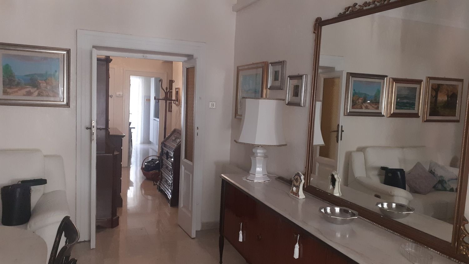 3غرفة شقة في Taranto, Italy رقم 138624