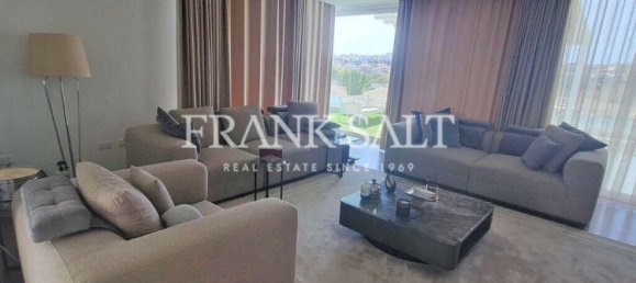 3 bedrooms Villa in Swieqi, Malta No. 3586 8