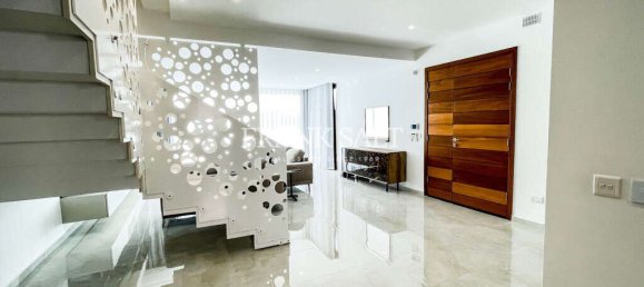 3 bedrooms Villa in Swieqi, Malta No. 3586 10