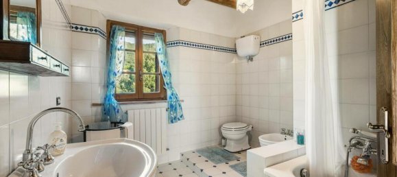 3 Schlafzimmer Haus in Cortona, Italy, Nr. 55571 21