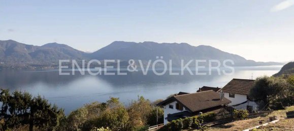 3 bedrooms Villa in Oggebbio, Italy No. 62540 15