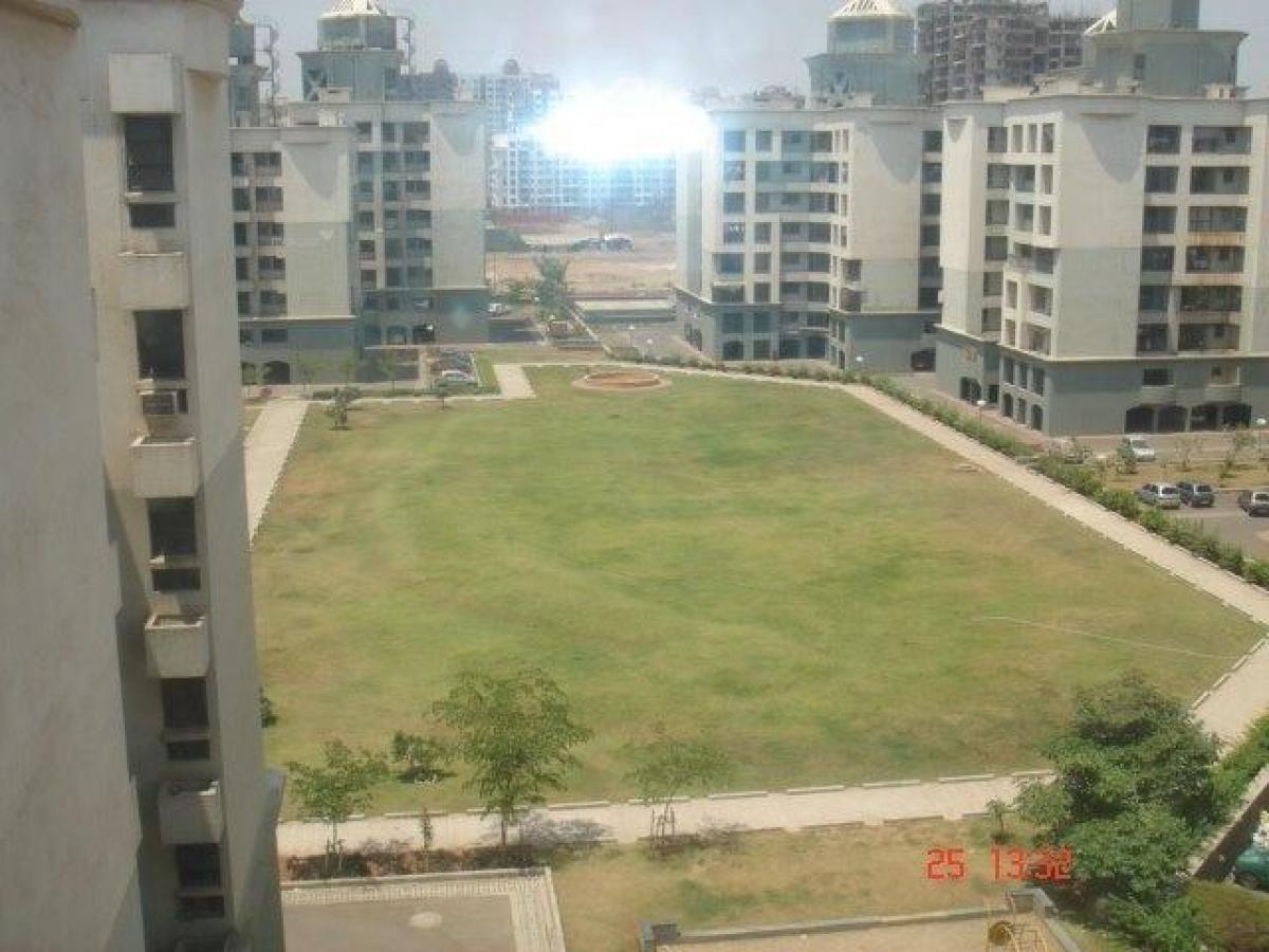 3 bedrooms House in Mumbai, India No. 11511