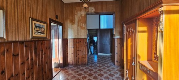 2 bedrooms Apartment in Lomazzo, Italy No. 82437 4