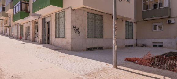  عقار تجاري في Amadora, Portugal 187متر مربع رقم 78748 21