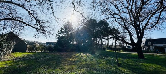 Grundstück in Montbazon, France 894m², Nr. 334014 3