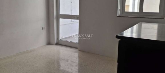 2 Schlafzimmer Wohnung in Attard, Malta, Nr. 2836 3