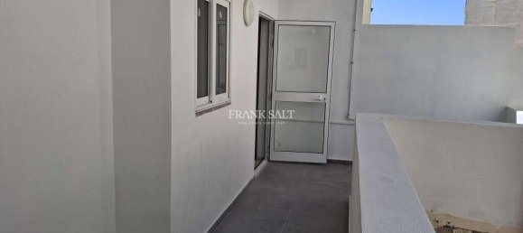 2 Schlafzimmer Wohnung in Attard, Malta, Nr. 2836 2
