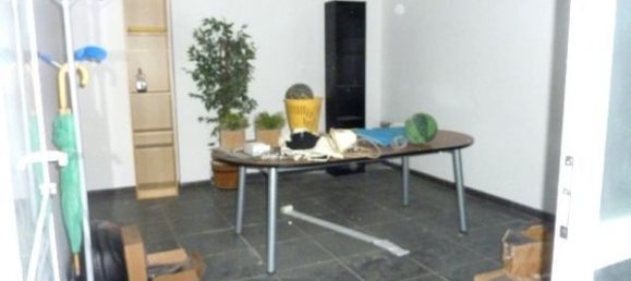 122m² Commercial property in Zaragoza, Spain No. 65148 3