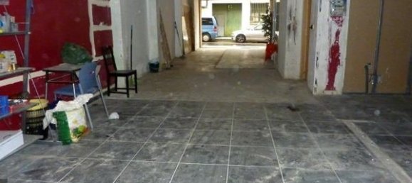 122m² Commercial property in Zaragoza, Spain No. 65148 4