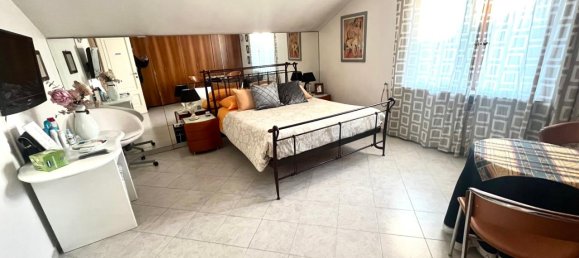 Villa de 5 divisões em Orbassano, Italy N.º 230561 31