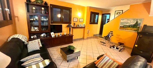 Villa de 5 divisões em Orbassano, Italy N.º 230561 26