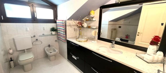 Villa de 5 divisões em Orbassano, Italy N.º 230561 25