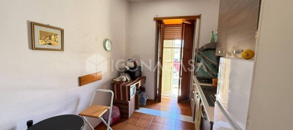 Apartamento T2 em Pozzuoli, Italy N.º 260761 4