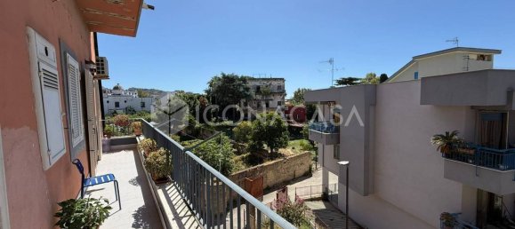 Apartamento T2 em Pozzuoli, Italy N.º 260761 2