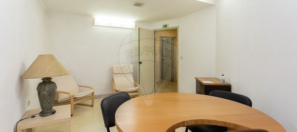 439m² Building in Setubal, Portugal No. 54344 43