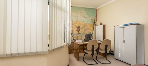 439m² Building in Setubal, Portugal No. 54344 15