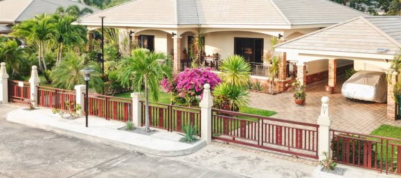 3 Schlafzimmer Villa in Cha-am, Thailand, Nr. 61597 4