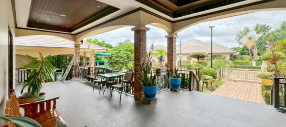 3 Schlafzimmer Villa in Cha-am, Thailand, Nr. 61597 10