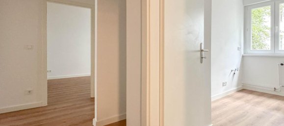 2 rooms Apartment in Neukolln, Germany No. 328845 4