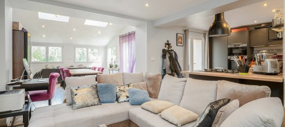 2 bedrooms Building in Quimper, France No. 359026 4