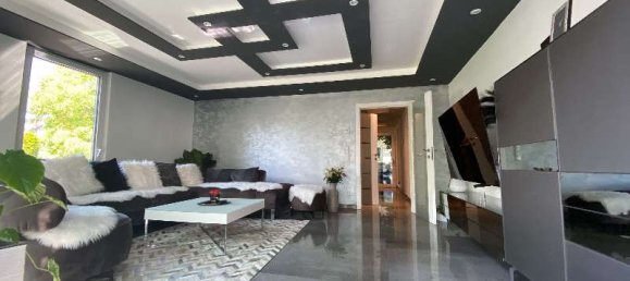 5 bedrooms Bungalow in Staaken, Germany No. 13451 5