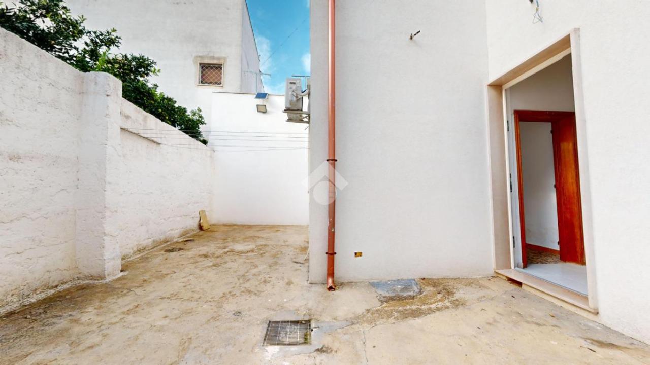 Casa de 4 habitaciónes en Francavilla Fontana, Italy No. 26582