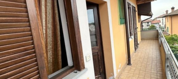 3-salle Appartement à Terno d'Isola, Italy No. 186625 15