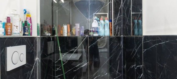 Apartamento de 4 dormitorios en Genoa, Italy No. 381464 25