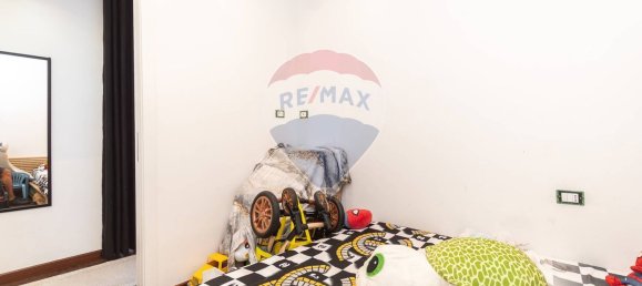 Apartamento de 4 dormitorios en Genoa, Italy No. 381464 10