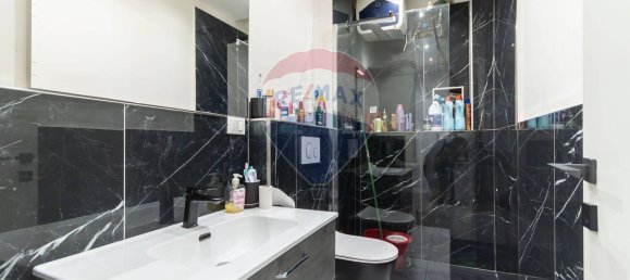 Apartamento de 4 dormitorios en Genoa, Italy No. 381464 24