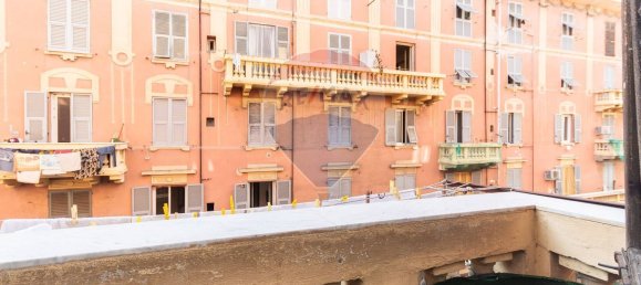 Apartamento de 4 dormitorios en Genoa, Italy No. 381464 7