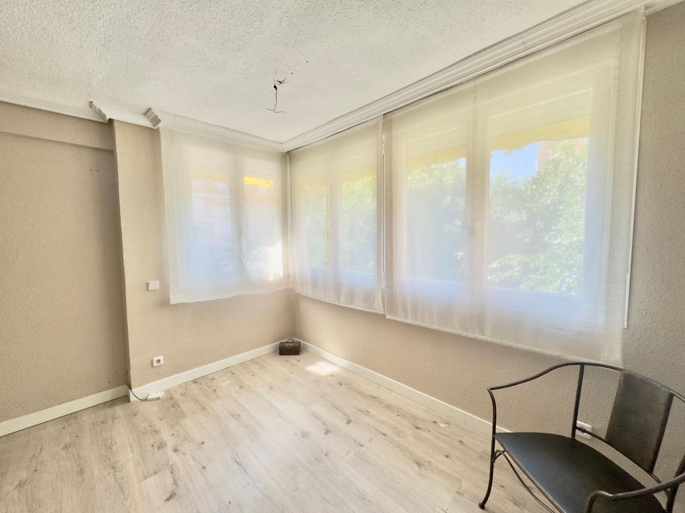 3 bedrooms Apartment in Madrid, Spain No. 207450