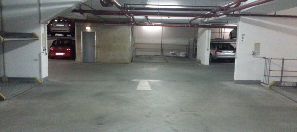 موقف سيارات في Munich, Germany رقم 292581 3